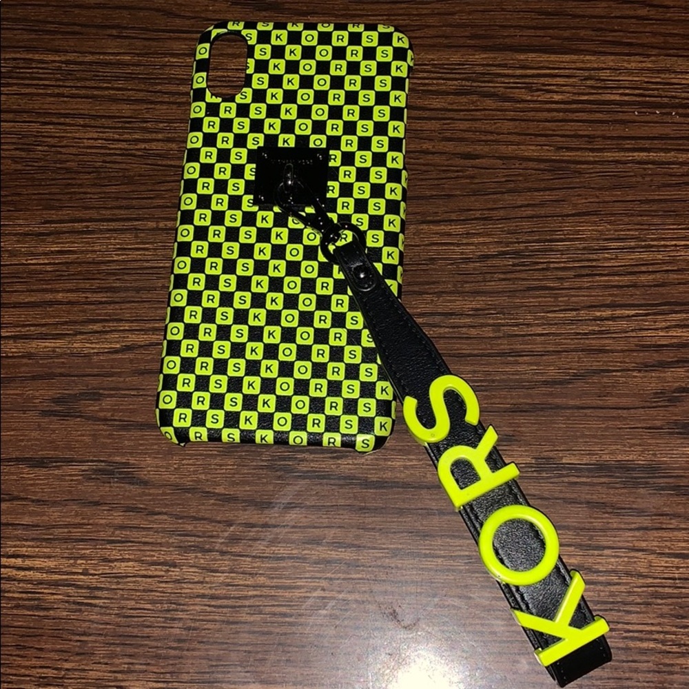 iPhone XS Max Cellphone Case